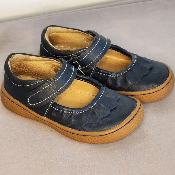 Livie & Luca Other - Livie & Luca Navy Blue Leather Mary Jane Shoes Rubber Sole Size 8M